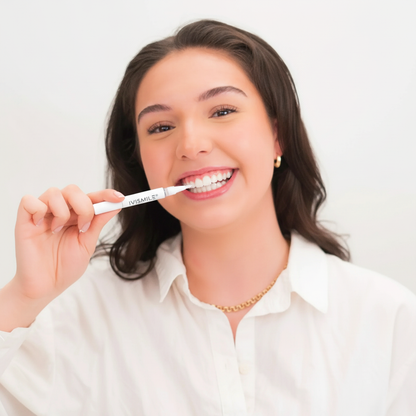 Instant Glow Whitening Pen